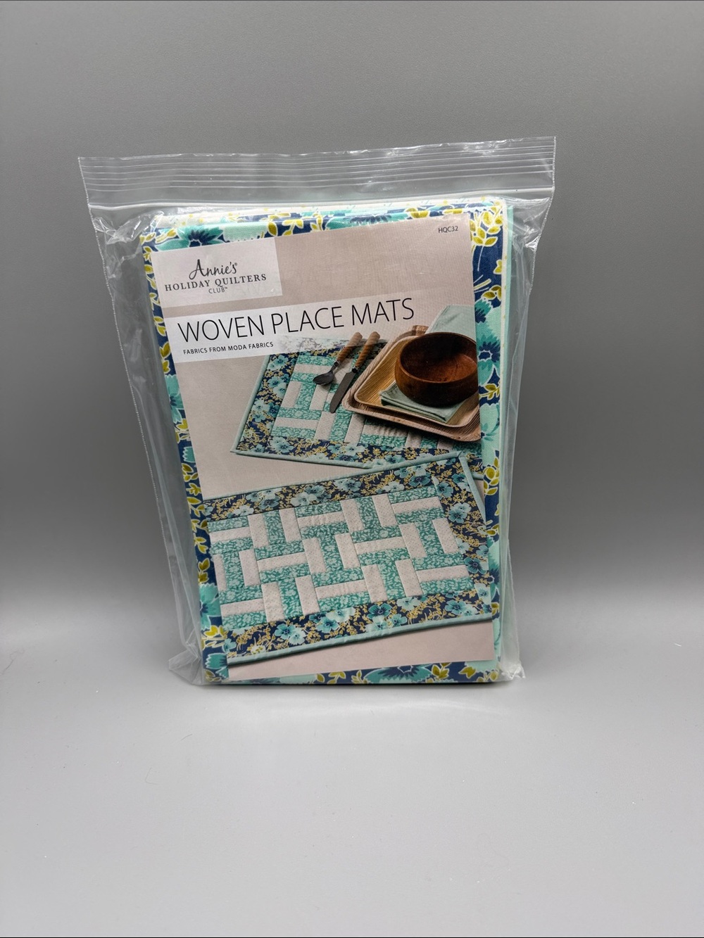 Annie's Holiday Quilters Club Woven Place Mats Kit Moda Fabrics
